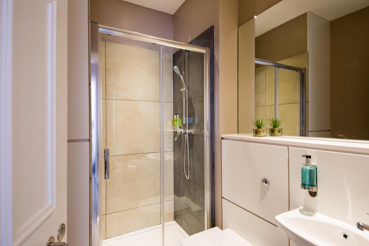 The Spires Serviced Apartments Edinburg Exteriör bild